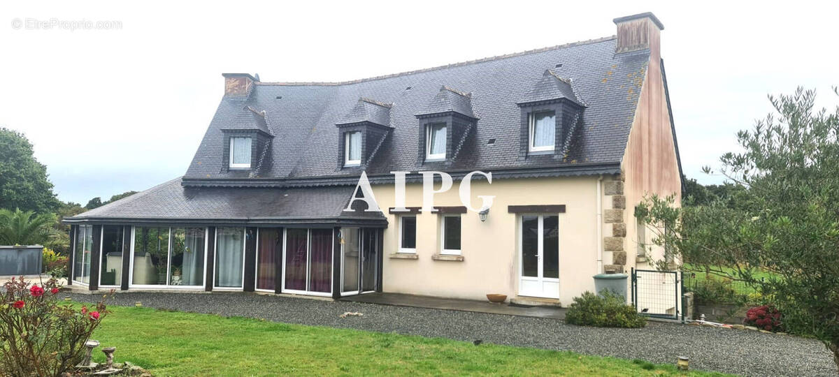 Maison à PLUDUAL