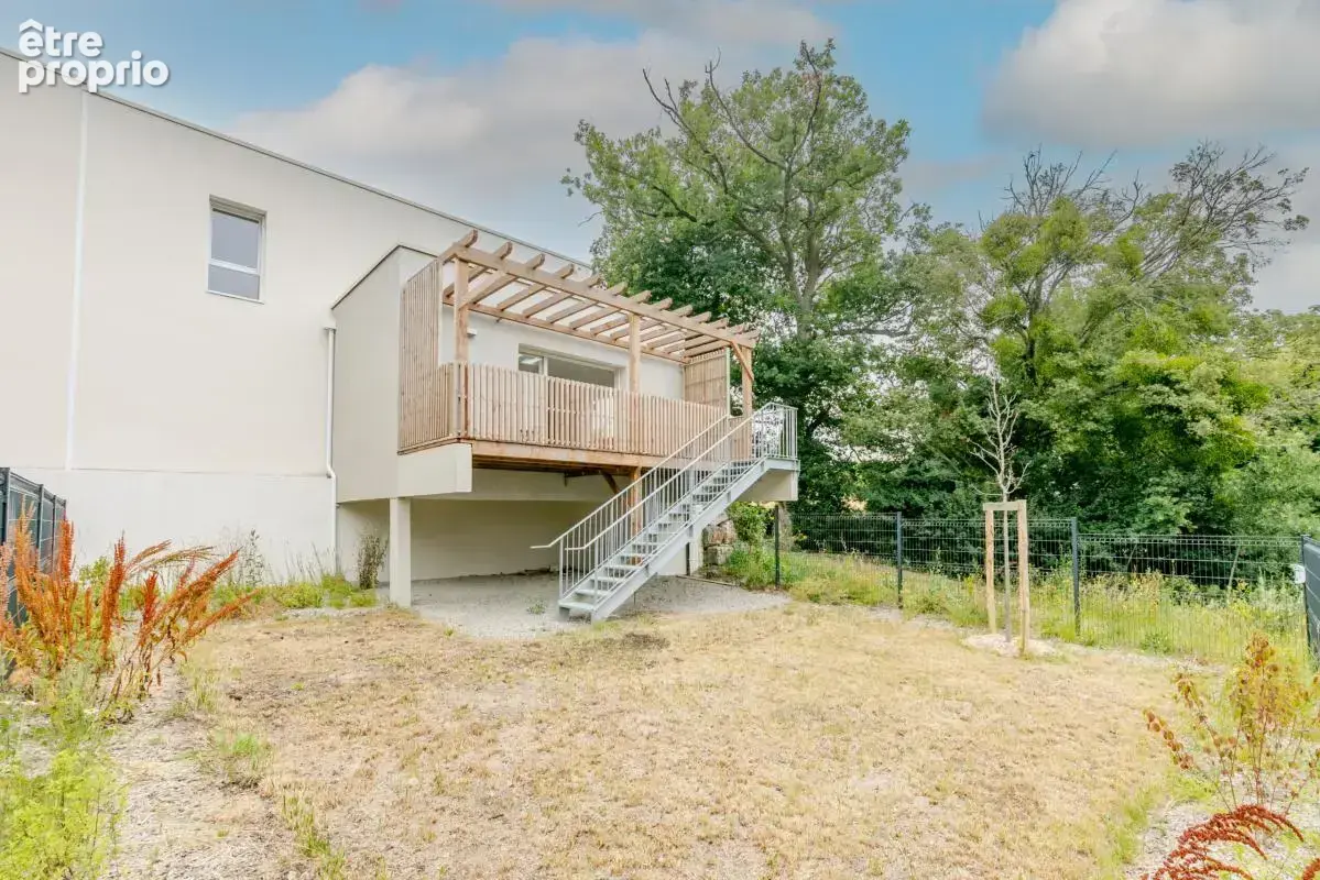 Maison avec jardin et garage - photo 8