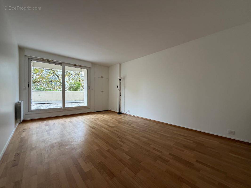 Appartement à NOGENT-SUR-MARNE