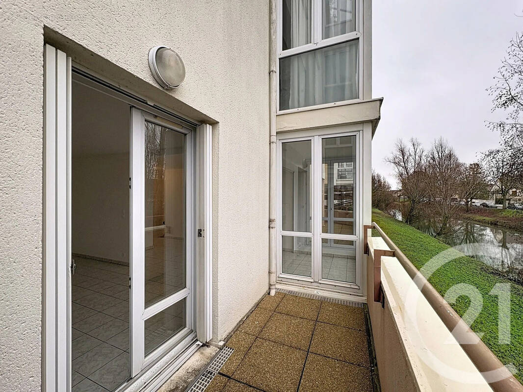 Appartement à MOISSY-CRAMAYEL
