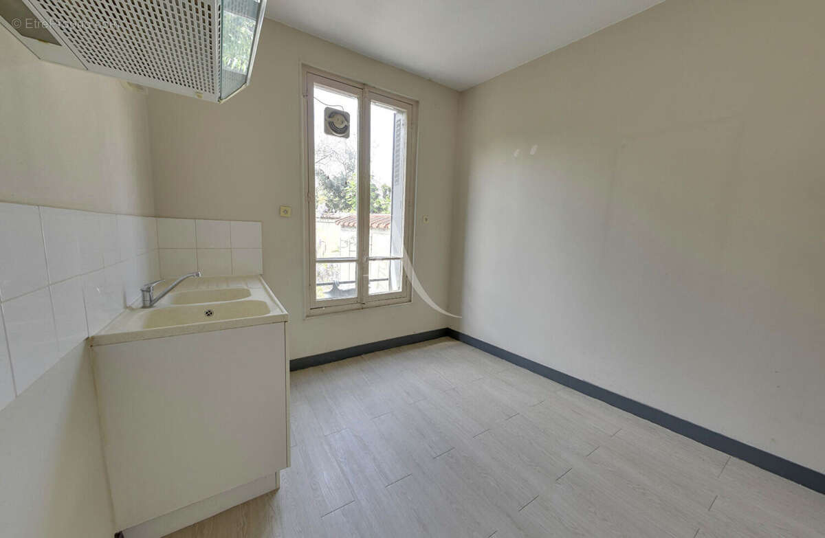 Appartement à LE PERREUX-SUR-MARNE
