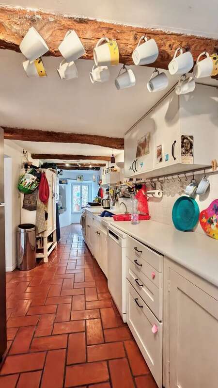 Maison de village de caractère avec piscine, garage et vue dégagée à deux pas de Pézenas - photo 10