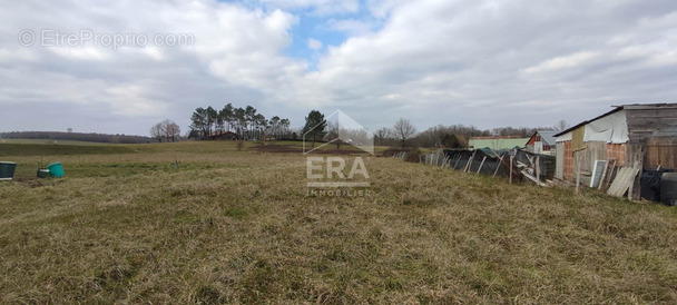 Terrain à ECHOURGNAC