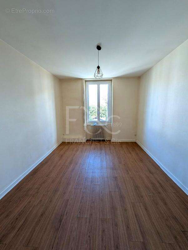 Appartement à FRANCHEVILLE