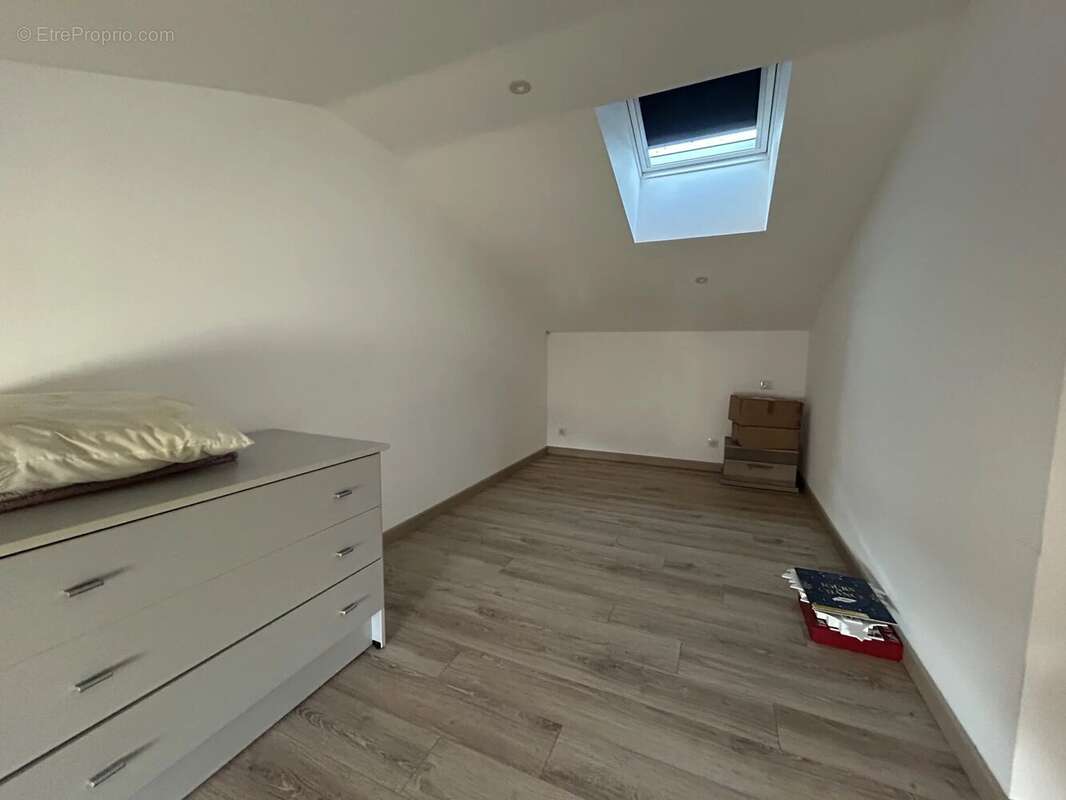 Maison à LA CHAPELLE-SAINT-LAURENT