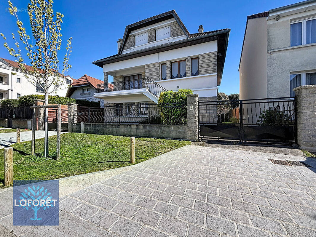 Maison à ORMESSON-SUR-MARNE