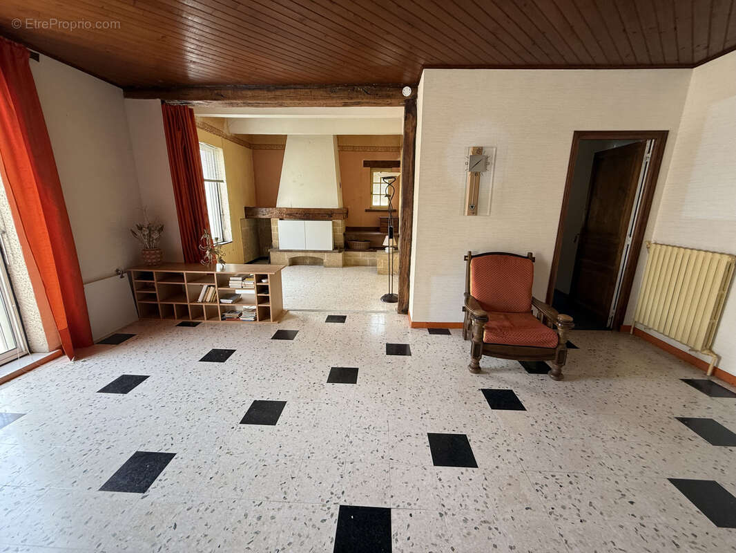 Maison à SAINT-ANDRE-DE-SANGONIS