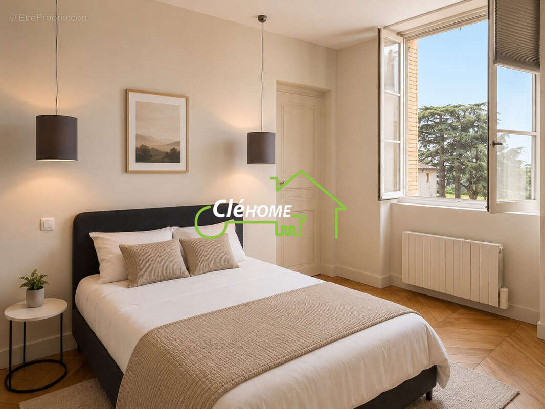 Appartement à EVEUX