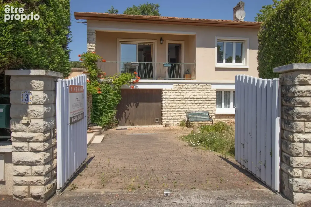 Photo Maison à Vaux-Sur-Mer au prix de 570 000€