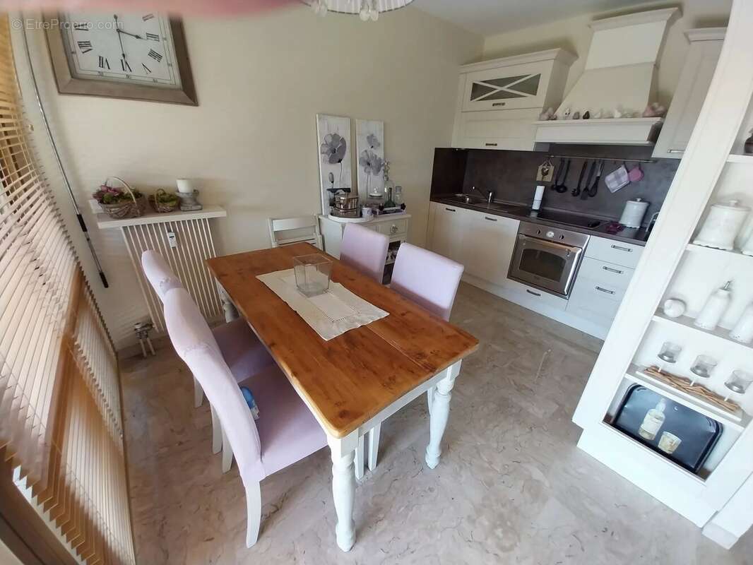 Appartement à MENTON