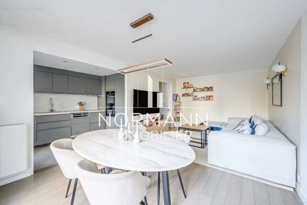 Appartement à LEVALLOIS-PERRET