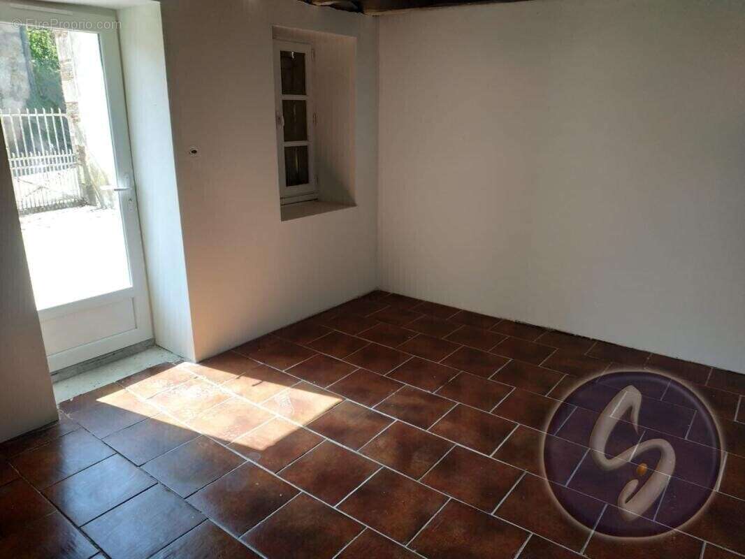 Appartement à VAUTEBIS