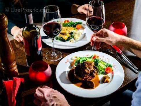 A VENDRE - Aix Les Bains - Fonds de commerce BAR RESTAURANT avec licence IV - photo 8