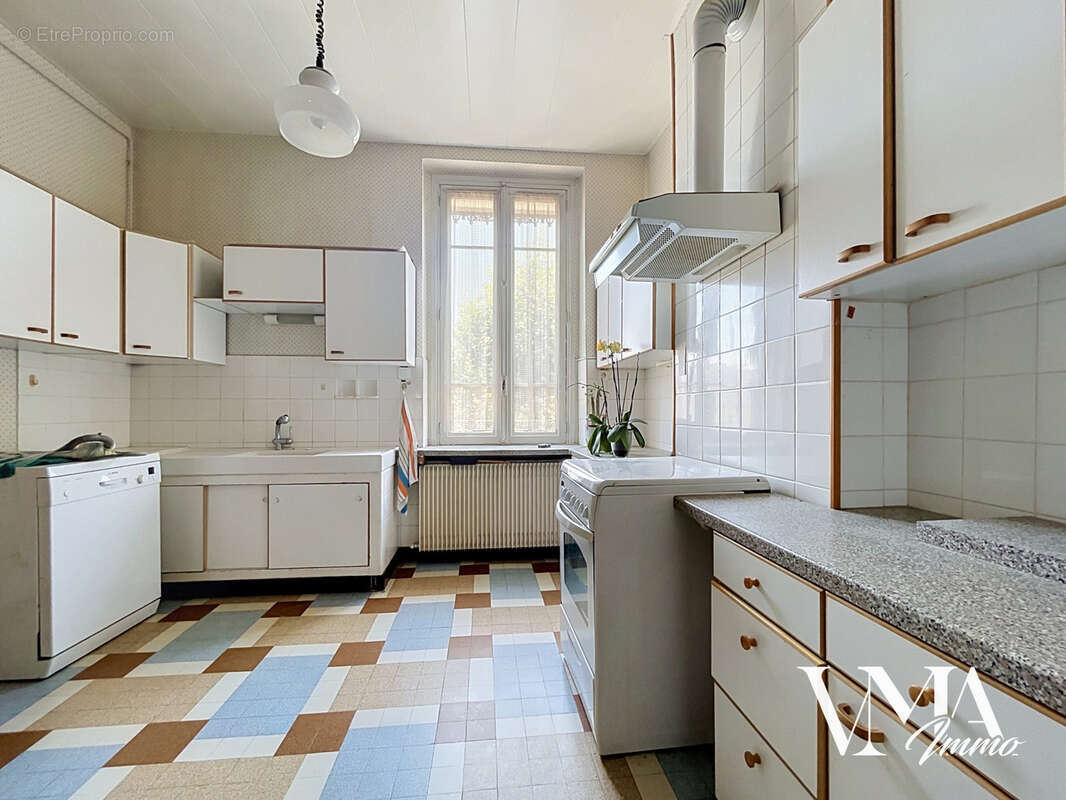 Appartement à LYON-8E