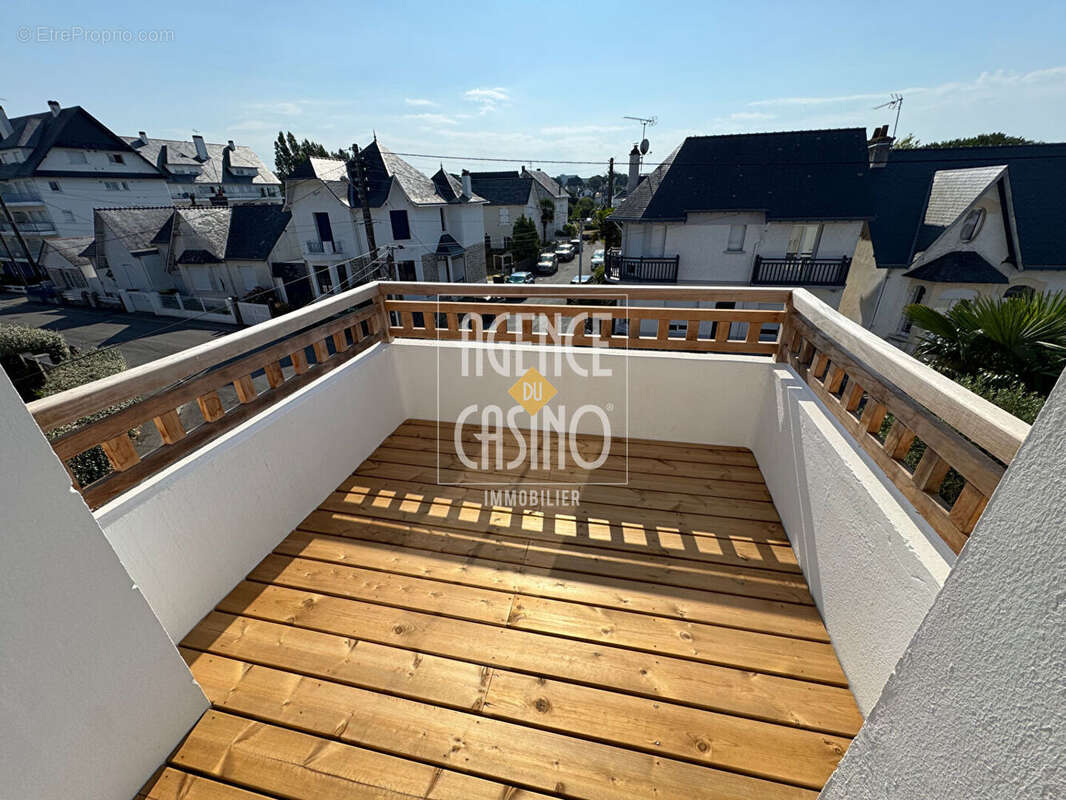 Maison en pierres, Le Pouliguen, proche centre bourg, 5 pièce(s) 138.36 m2 - photo 8