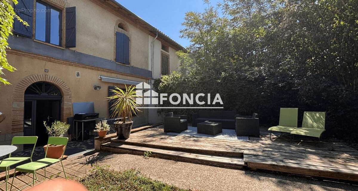 A 30 minutes d'Albi et Toulouse, Maison de village de caractère – 300m² habitables – 6 chambres – Jardin de 300 m² - photo 8