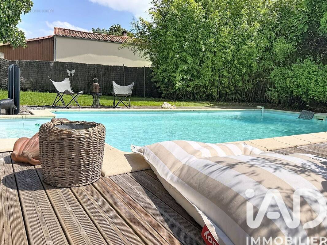 Photo 1 - Maison à SAINT-GEORGES-DE-REX
