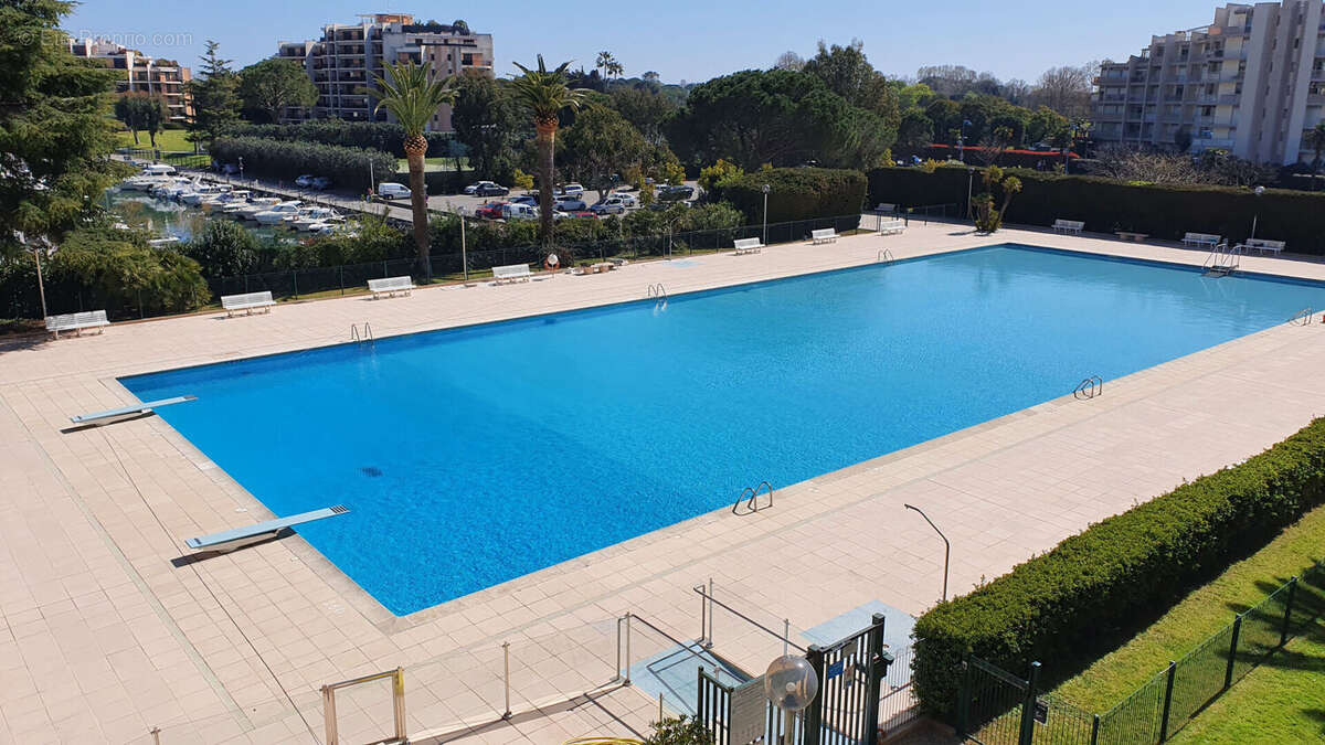 Appartement à MANDELIEU-LA-NAPOULE