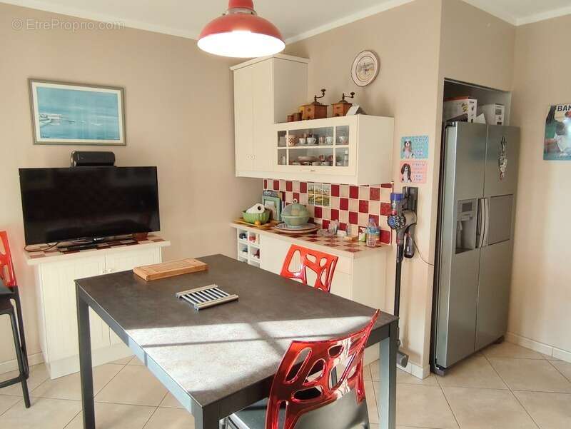 Maison à RUELLE-SUR-TOUVRE