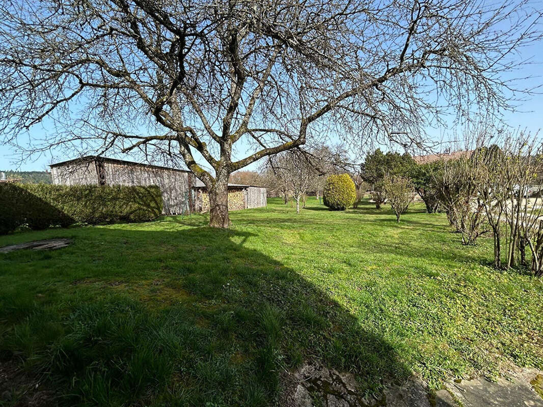 Maison à BLEURVILLE
