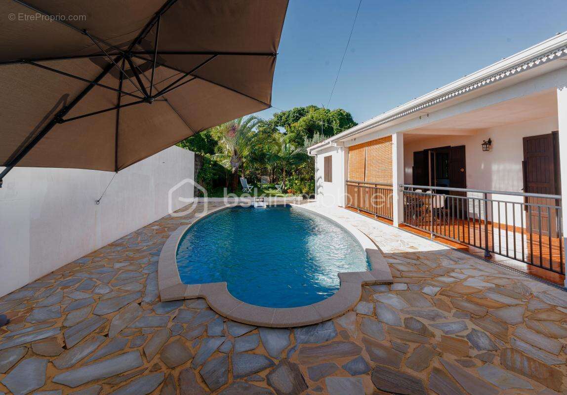 À vendre - Maison à Saint-Anne - photo 4