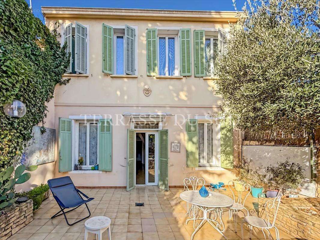 Maison à MARSEILLE-5E