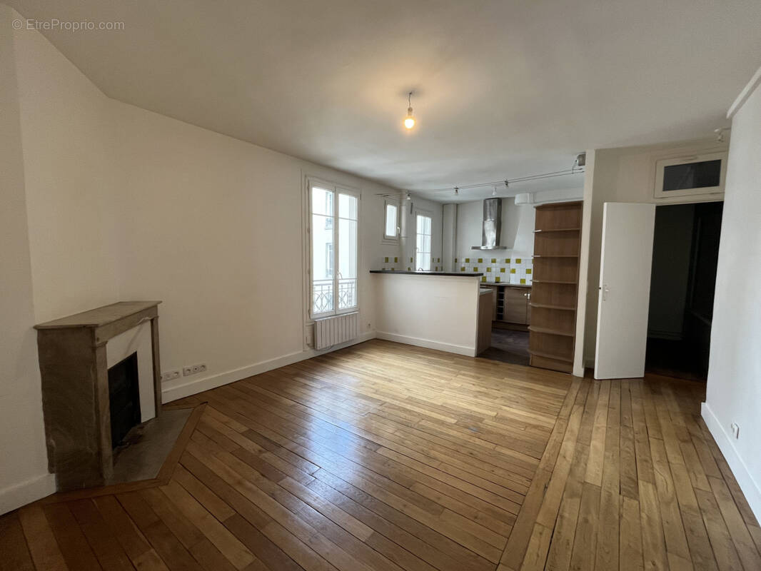 Appartement à PARIS-19E