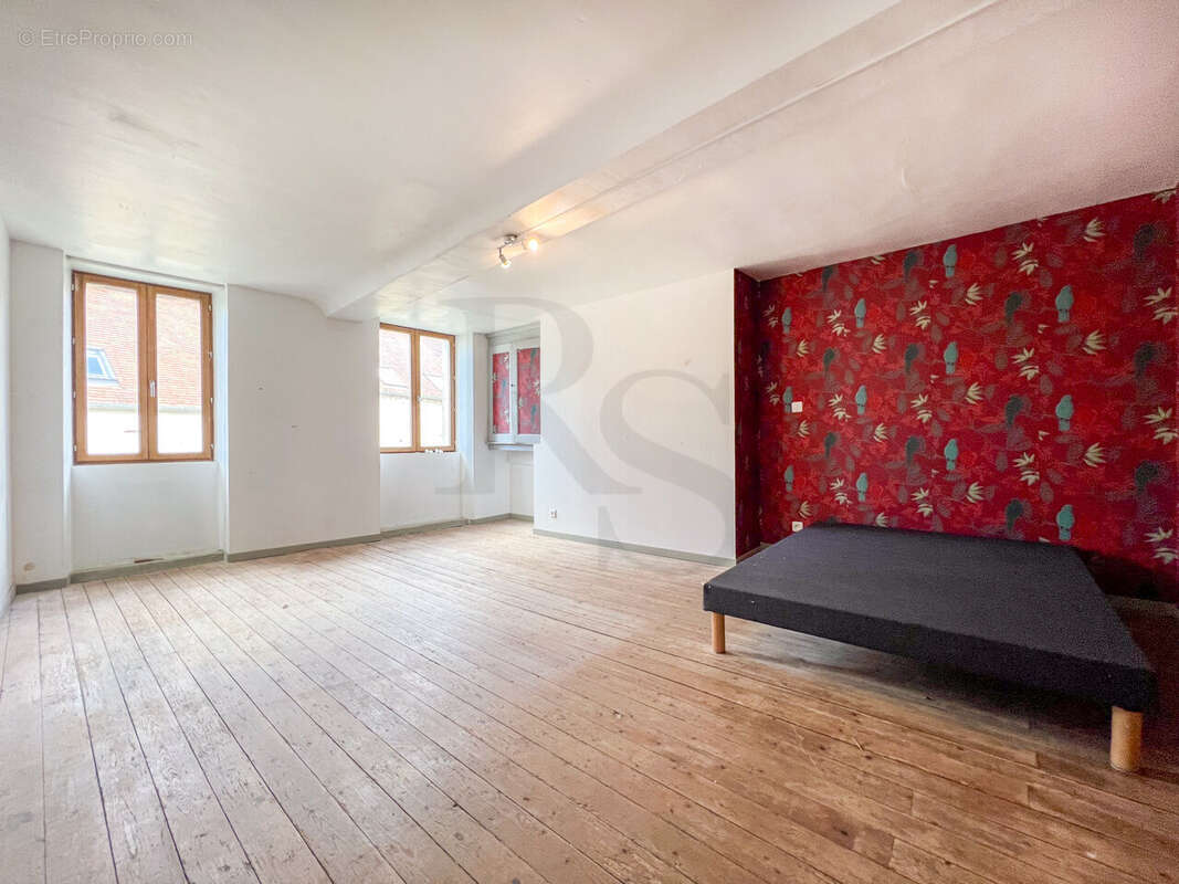 Maison à TOURNAI-SUR-DIVE