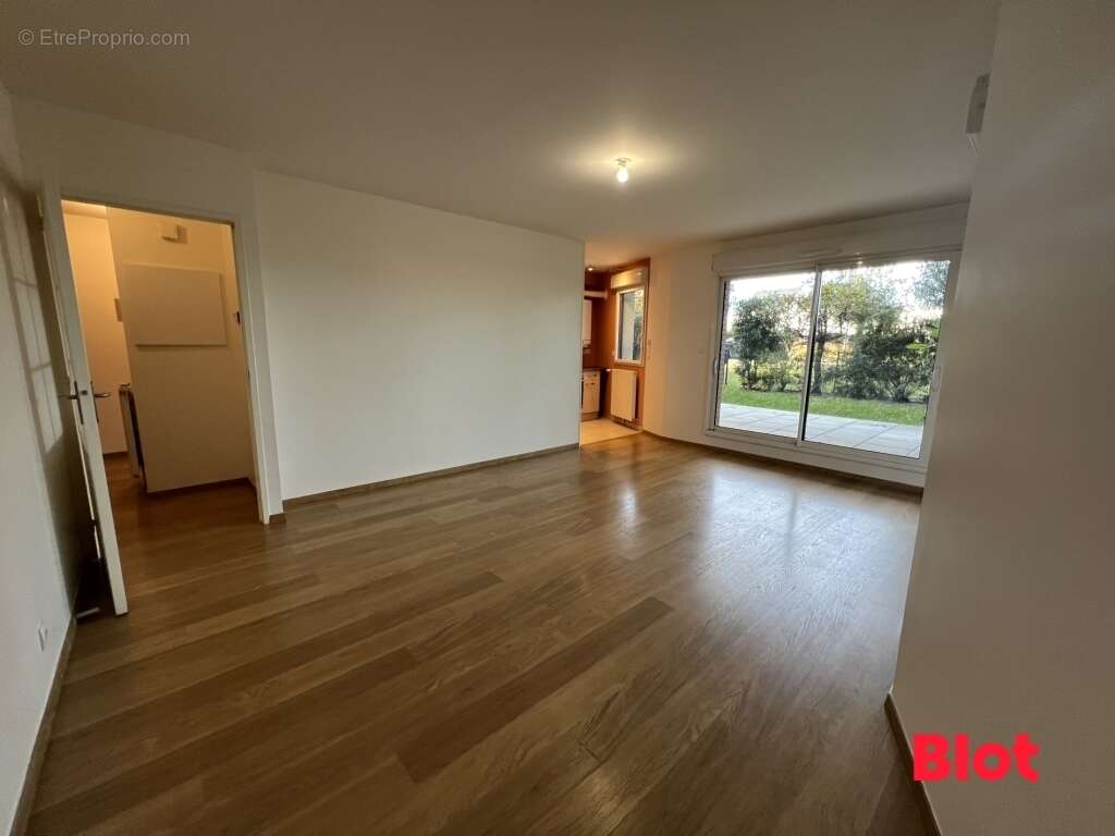 Appartement à THORIGNE-FOUILLARD