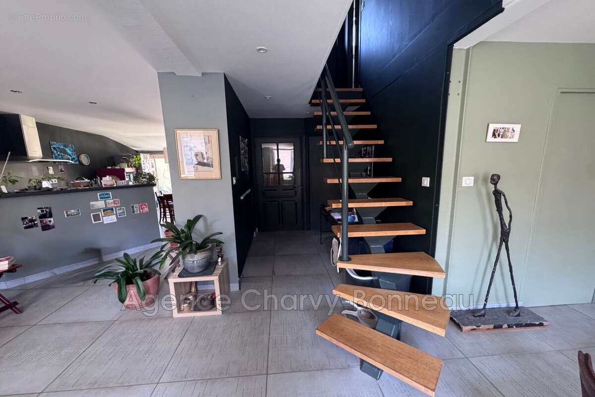 Maison à PRAT-BONREPAUX