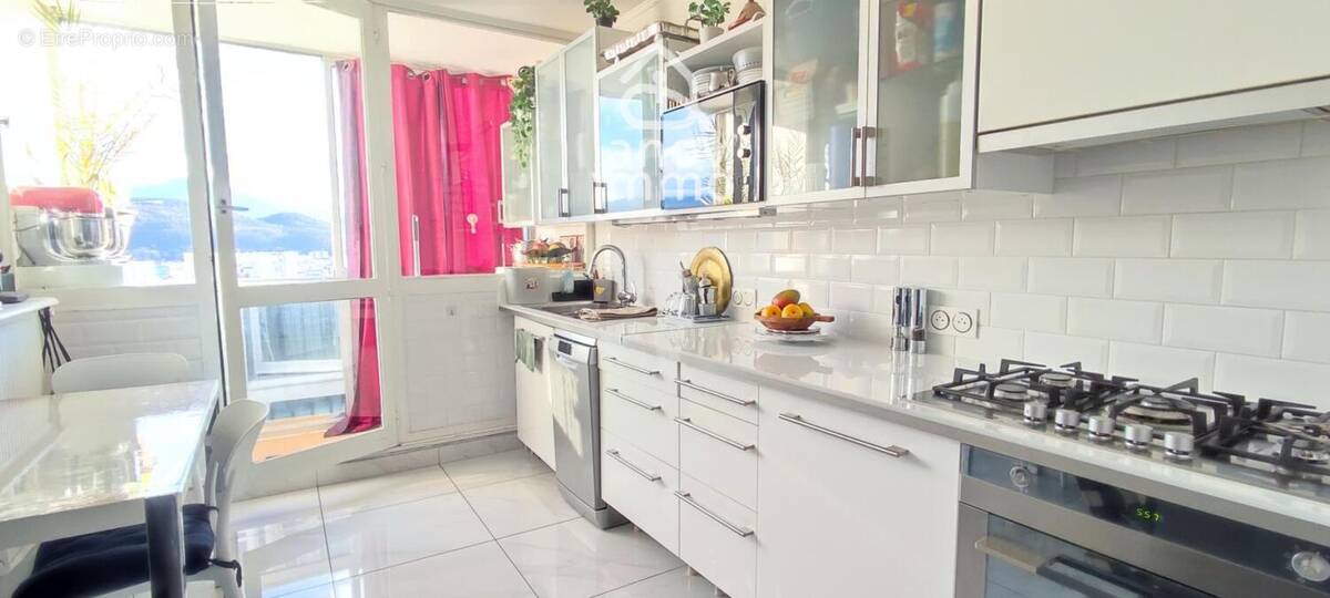 Appartement à ECHIROLLES
