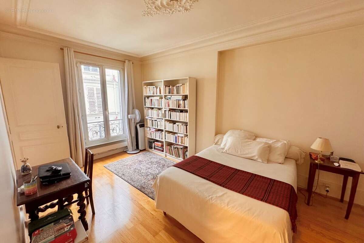 Appartement 48 m² à Paris-17e  - photo 3
