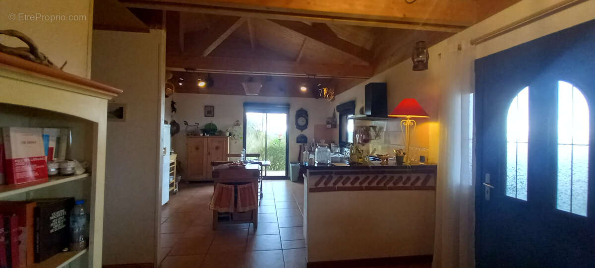 Maison à LABATUT-RIVIERE