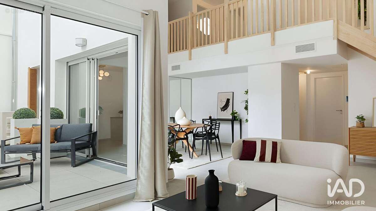 Photo 2 - Appartement à MARSEILLE-6E