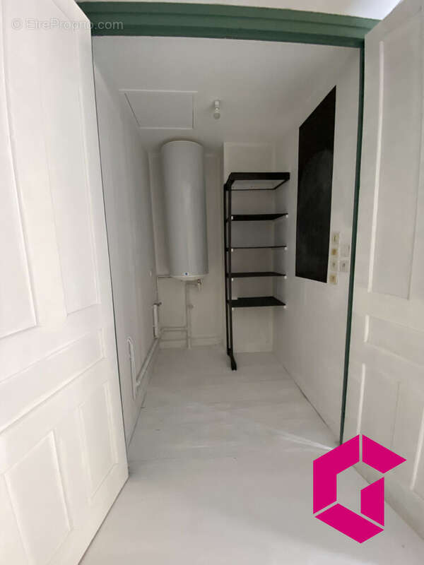 Appartement à SAINT-BONNET-LE-CHATEAU