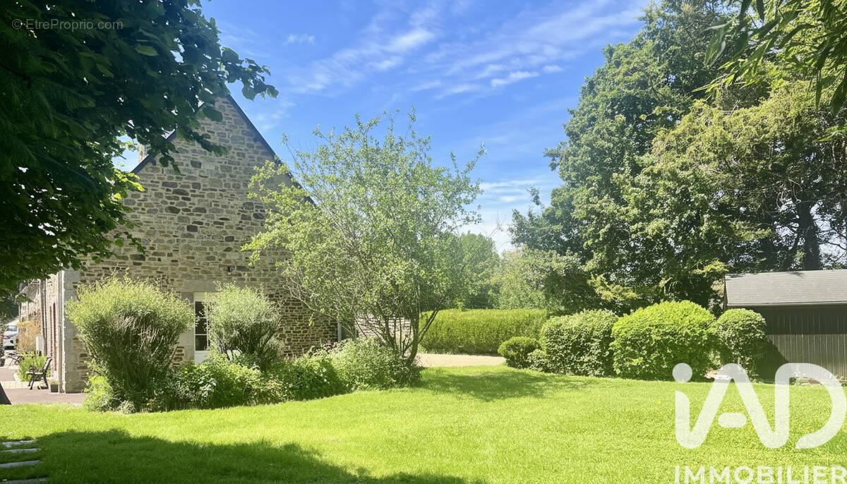 Photo 1 - Maison à MINIAC-MORVAN