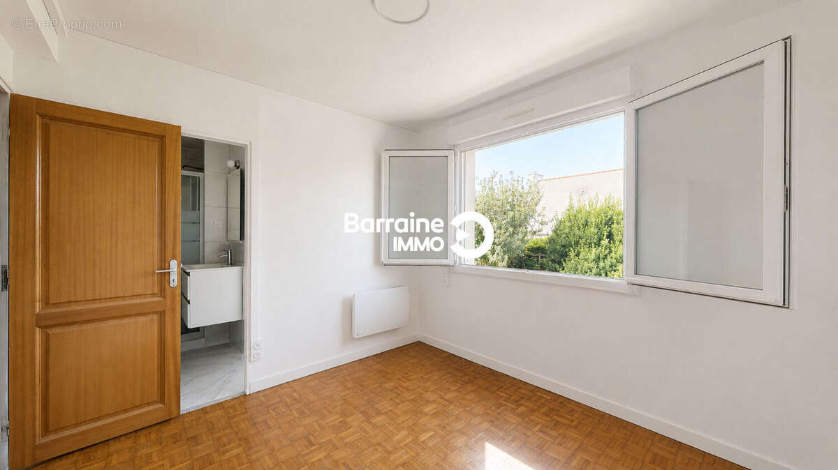BARRAINE IMMO : A VENDRE - Maison familiale 7 pièces à Plouzané - photo 7