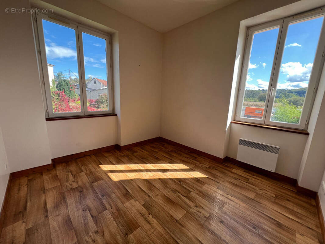 Maison à CALVIAC-EN-PERIGORD