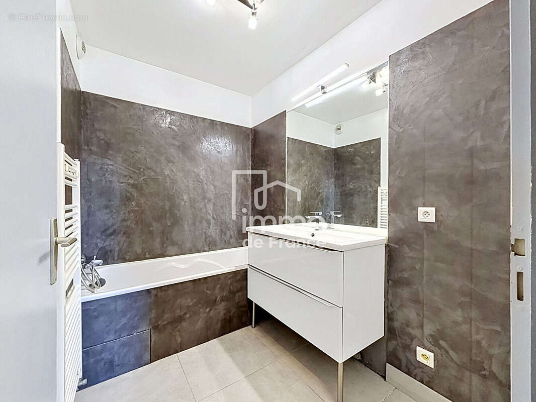 Appartement à BELLIGNAT