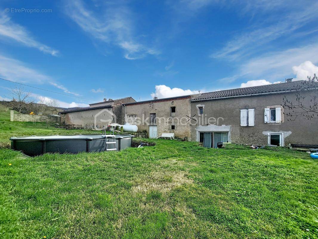 Maison à LABRUGUIERE