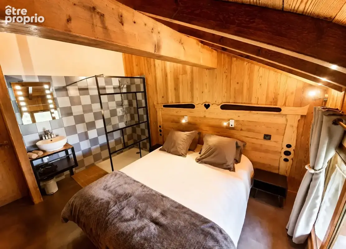 Chalet d'exception skis aux pieds dans les Sybelles - Investissement locatif établi et performant - photo 6