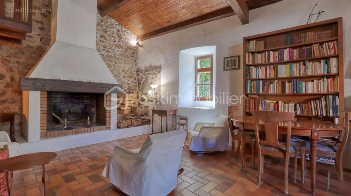 Maison à LE CHAMBON-SUR-LIGNON