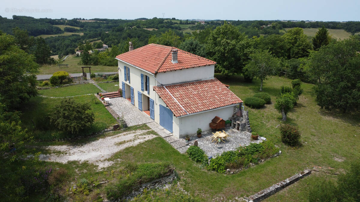 Maison à LAUZERTE