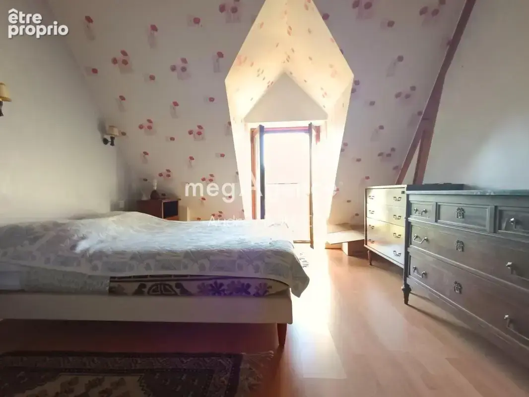 Ensemble immobilier de caractere - photo 4