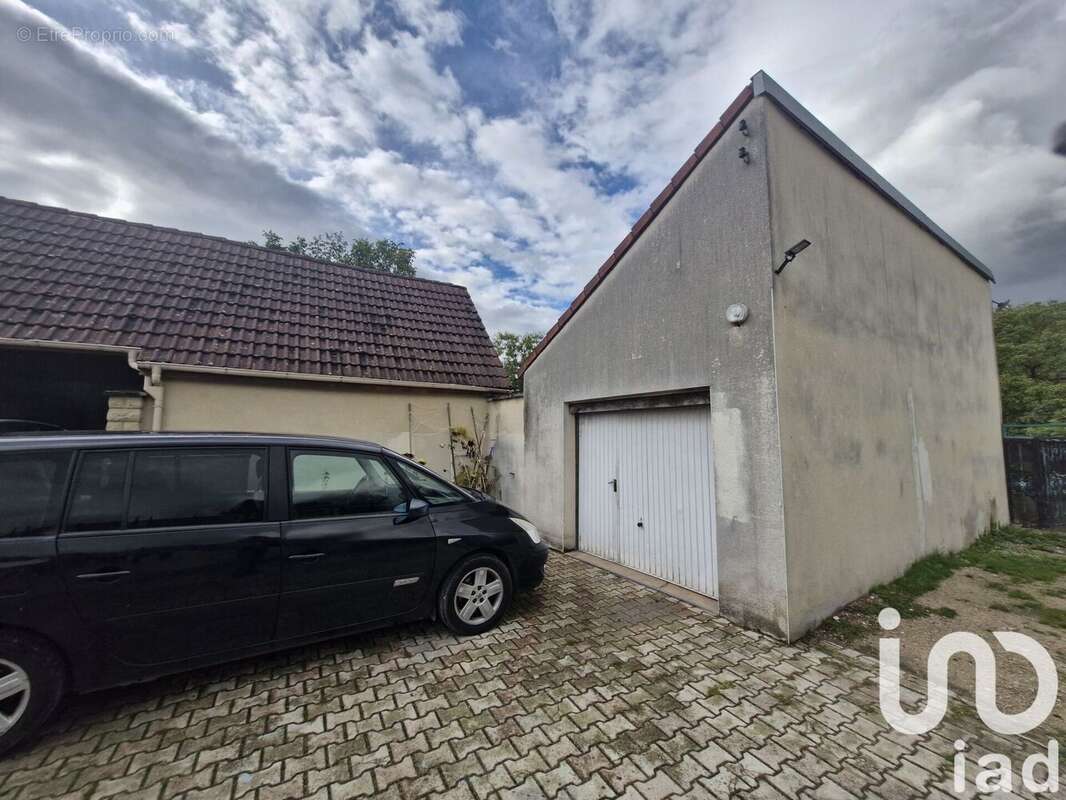 Photo 3 - Maison à ROMILLY-SUR-SEINE