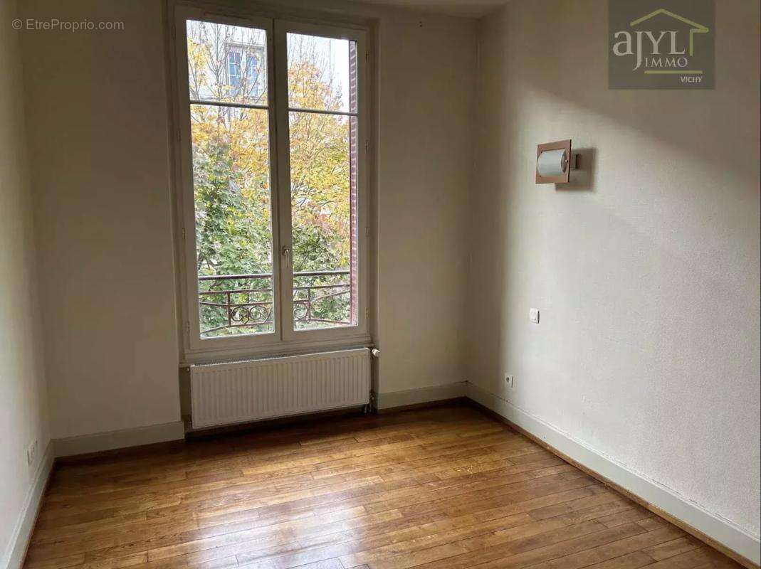 Appartement à VICHY