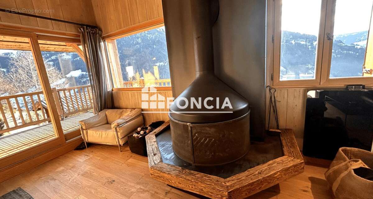 Appartement à HAUTELUCE