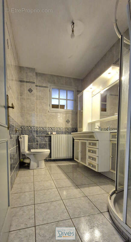 Maison à AVRILLE