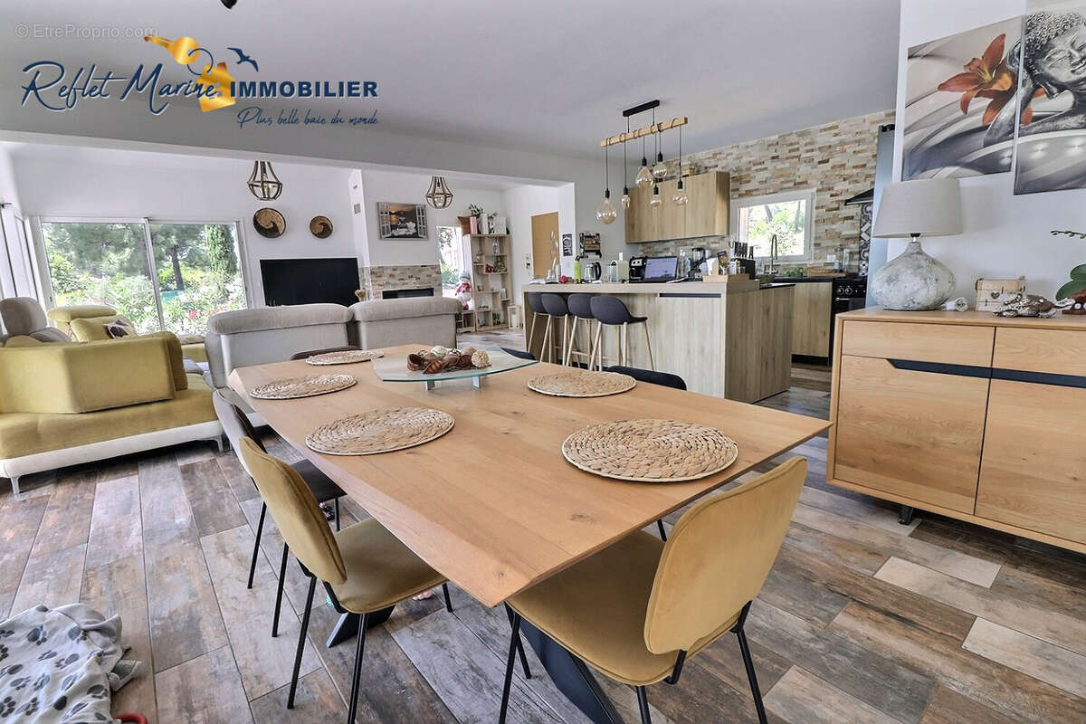 Maison à LA CADIERE-D&#039;AZUR