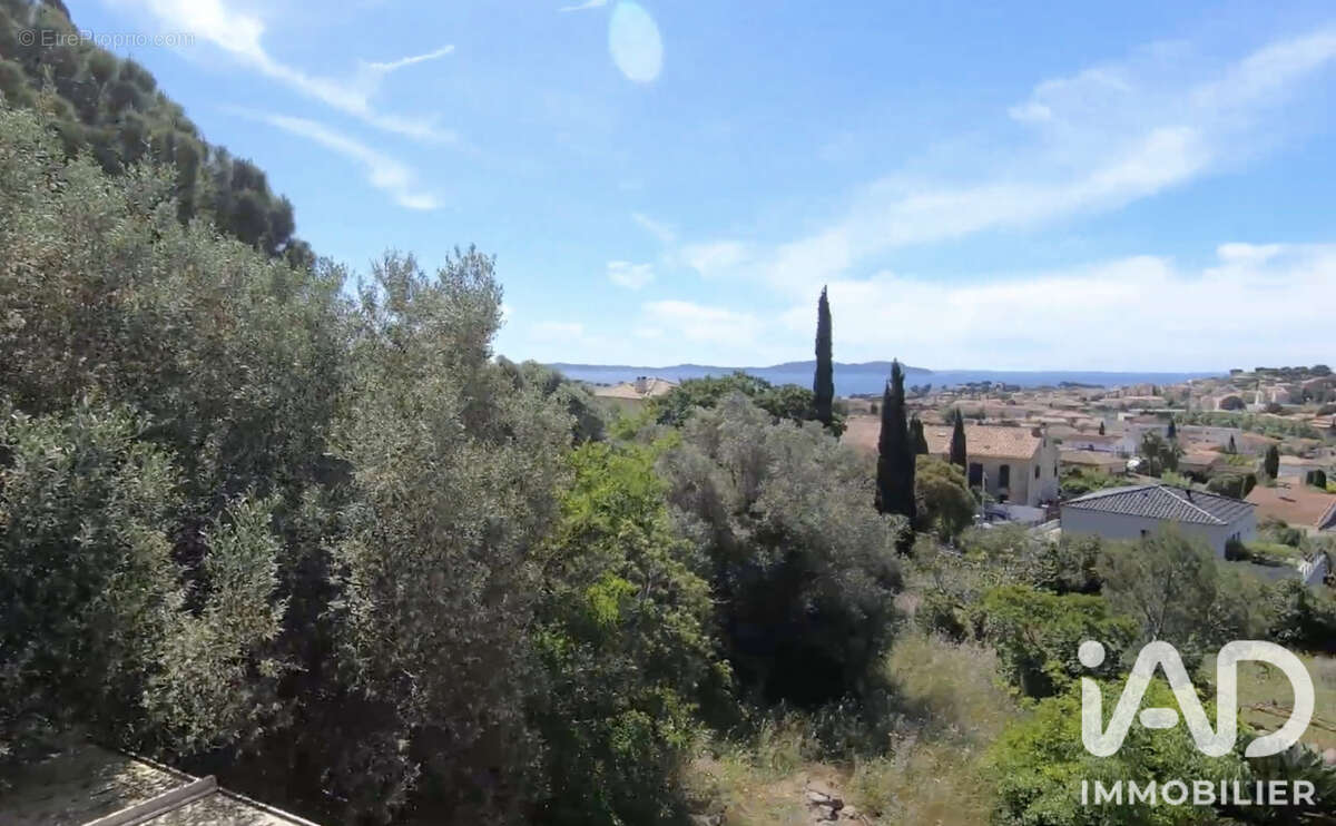 Photo 8 - Maison à CARQUEIRANNE